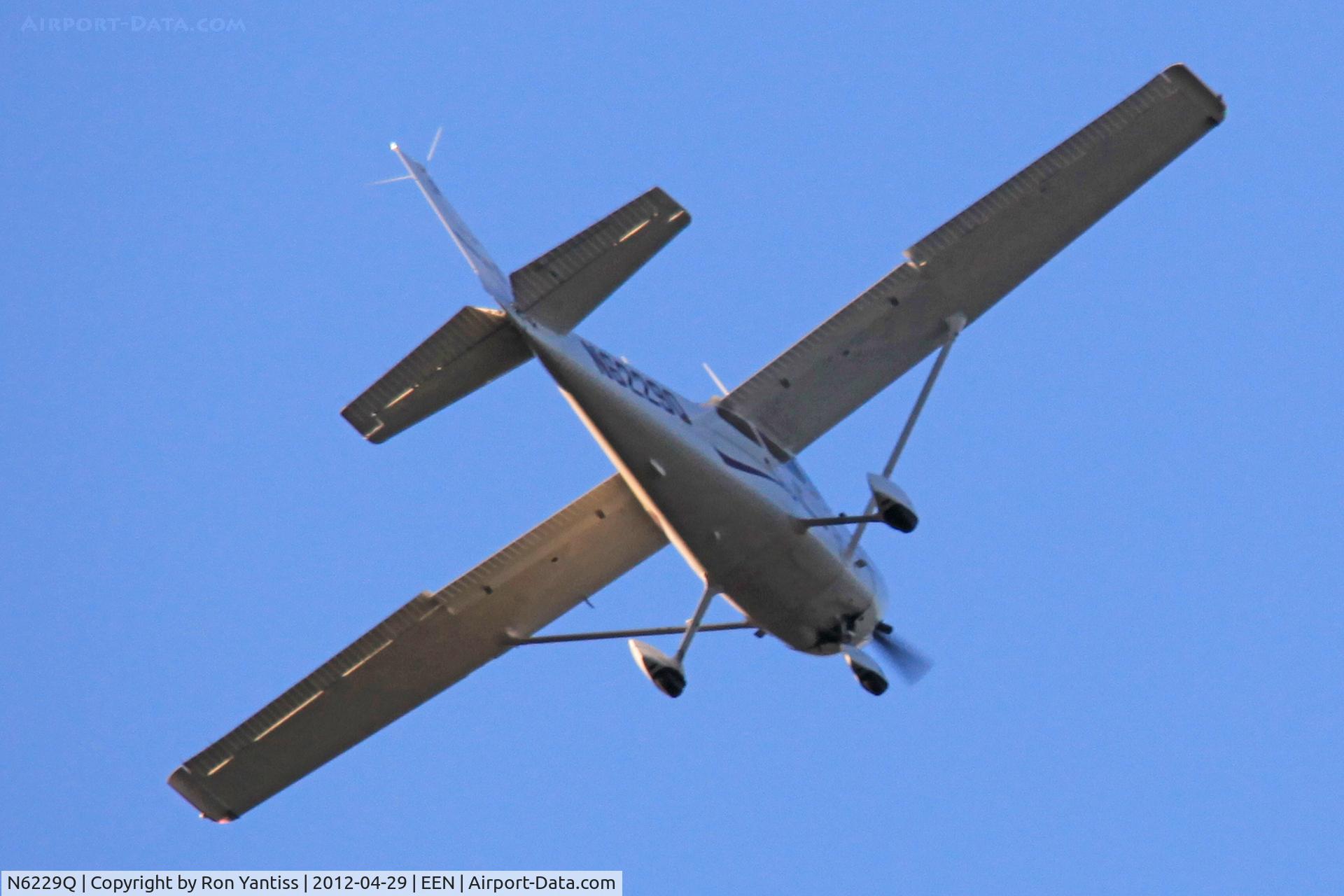 N6229Q, 2008 Cessna 172S C/N 172S10697, Turning base runway 02, Dillant-Hopins Airport, Keene, NH