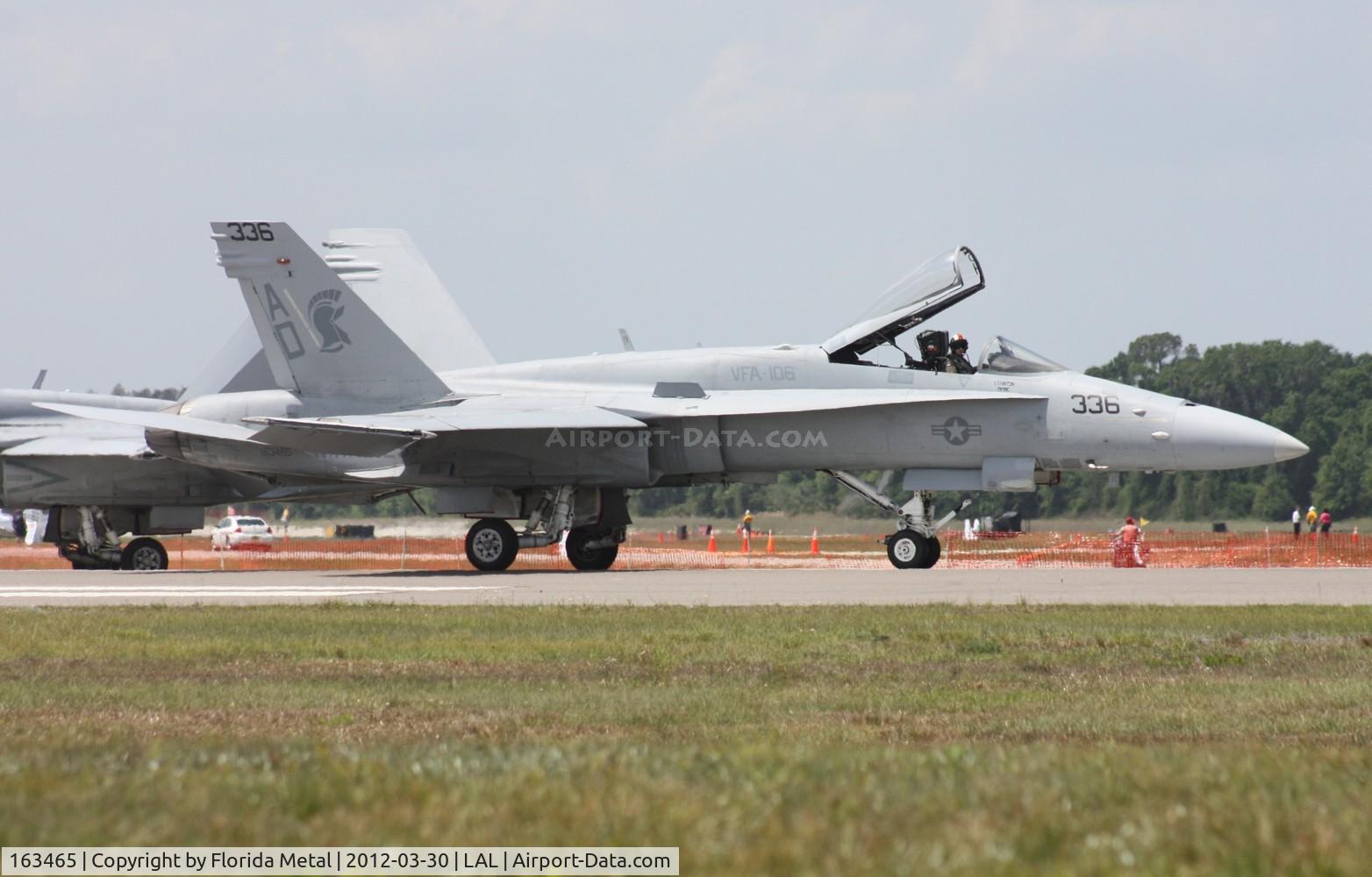 163465, 1988 McDonnell Douglas F/A-18C Hornet C/N 0686, F/A-18C Hornet