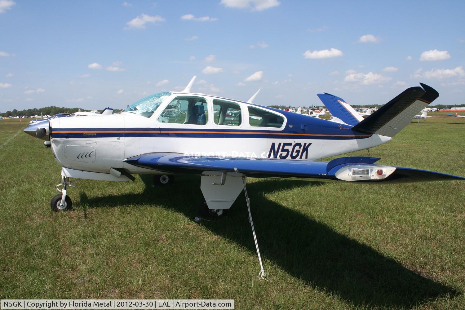 N5GK, 1975 Beech V35B Bonanza C/N D-9831, Beech V35 Bonanza