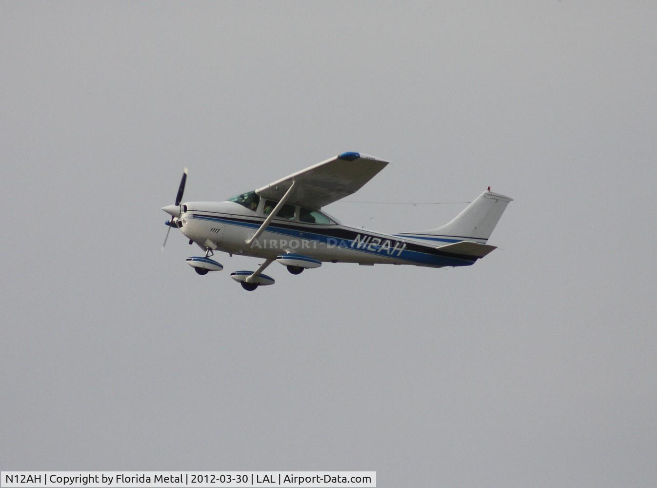 N12AH, 1972 Cessna 182P Skylane C/N 18261118, Cessna 182P