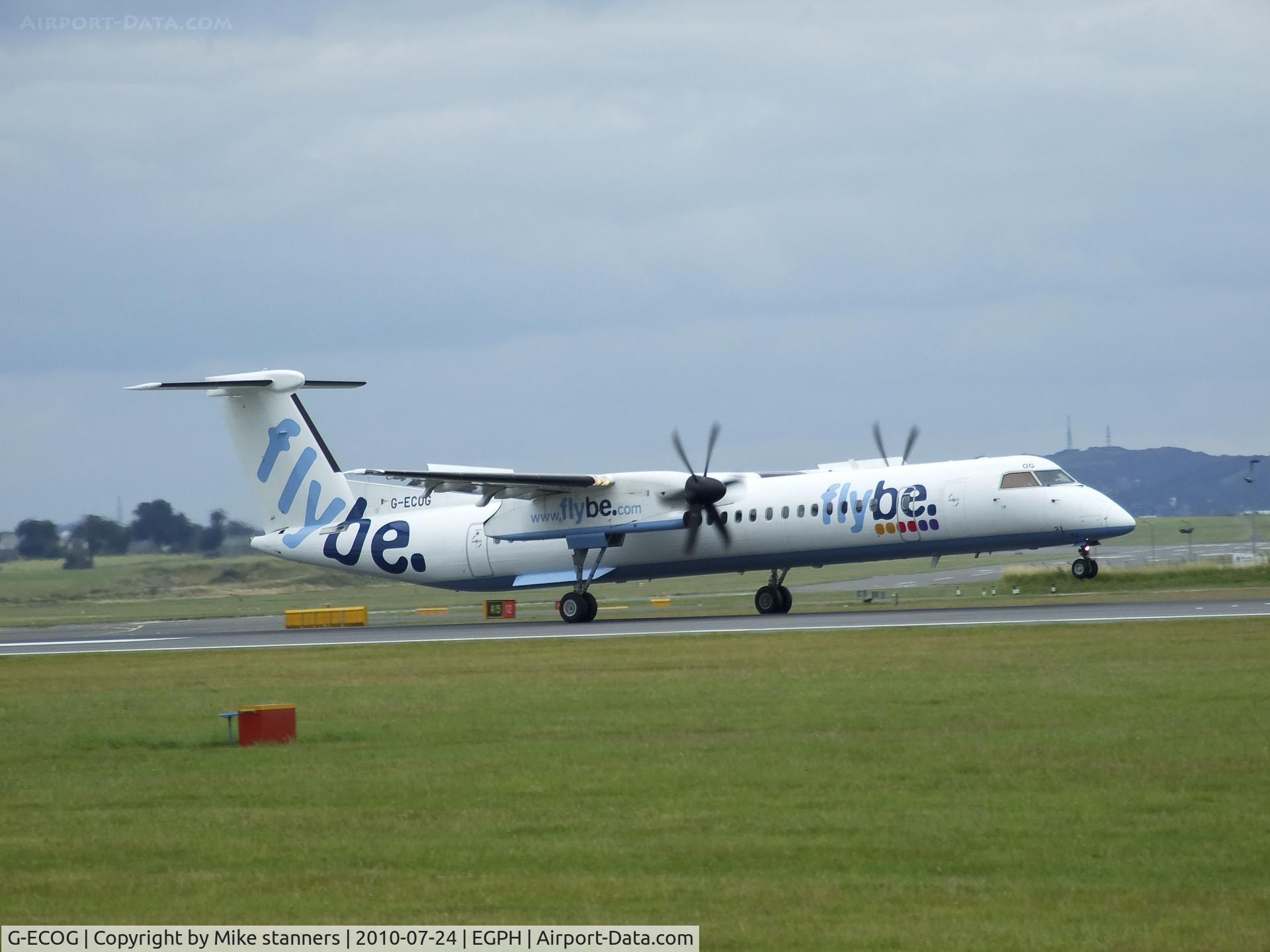G-ECOG, 2008 De Havilland Canada DHC-8-402Q Dash 8 C/N 4220, flybe Dash 8 lifts off from runway 24
