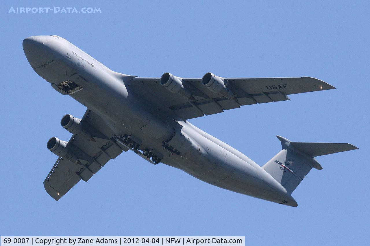 69-0007, 1969 Lockheed C-5A Galaxy C/N 500-0038, At NASJRB Fort Worth