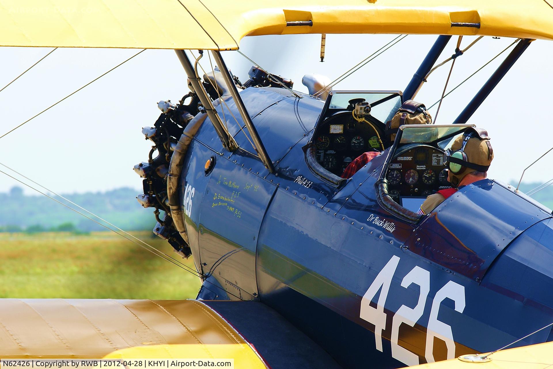 N62426, 1942 Boeing B75N1 C/N 75-6627, Heading out for a flight, 2012 Biplane fly-in, San Marcos, Texas