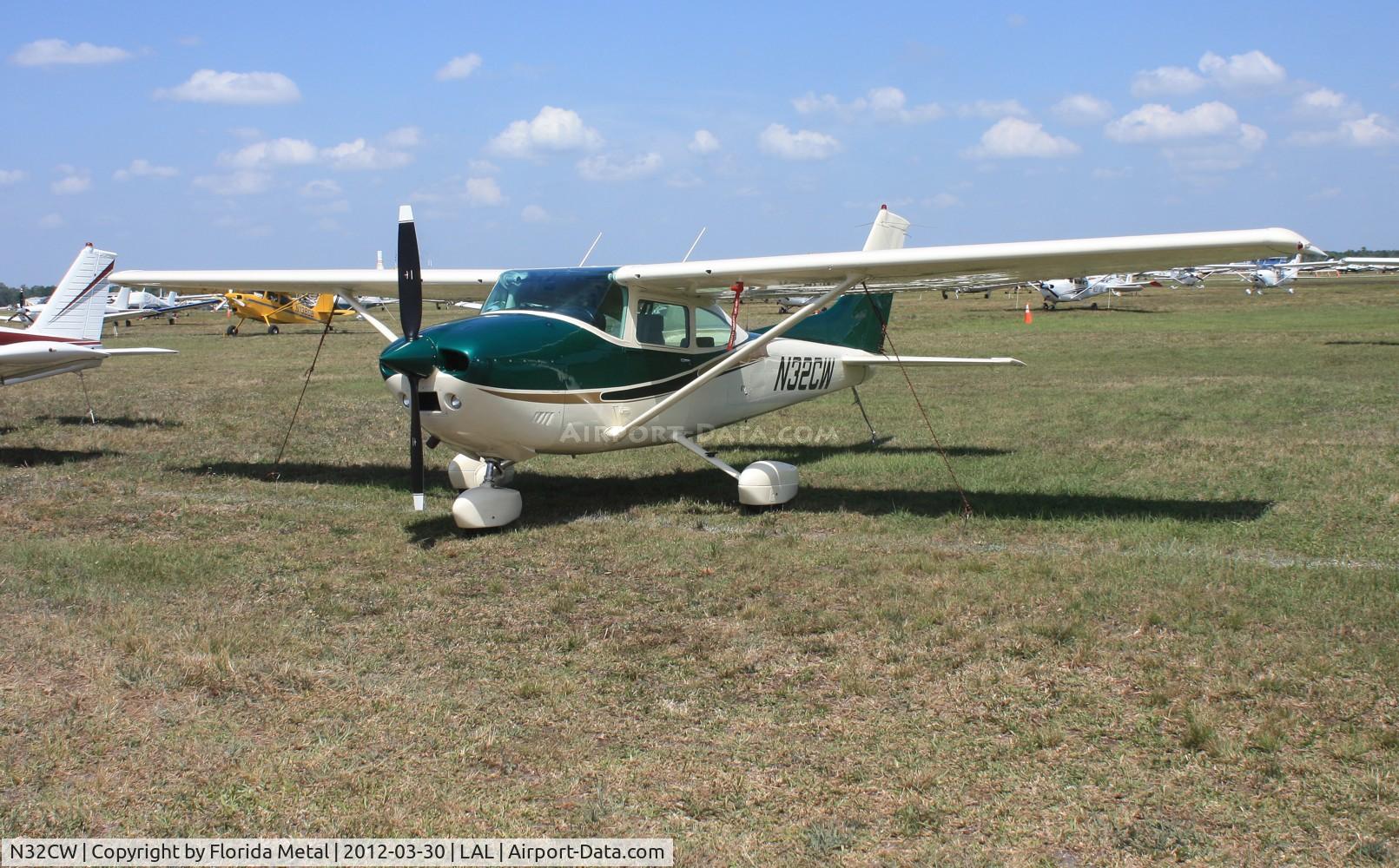 N32CW, 1977 Cessna 182Q Skylane C/N 18265680, Cessna 182Q