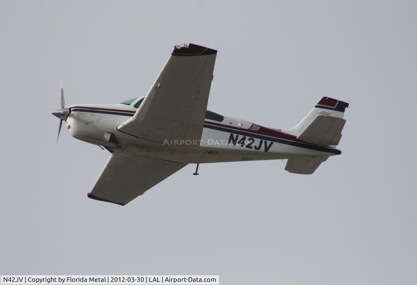 N42JV, 1980 Beech F33A Bonanza C/N CE-913, Beech F33A Bonanza