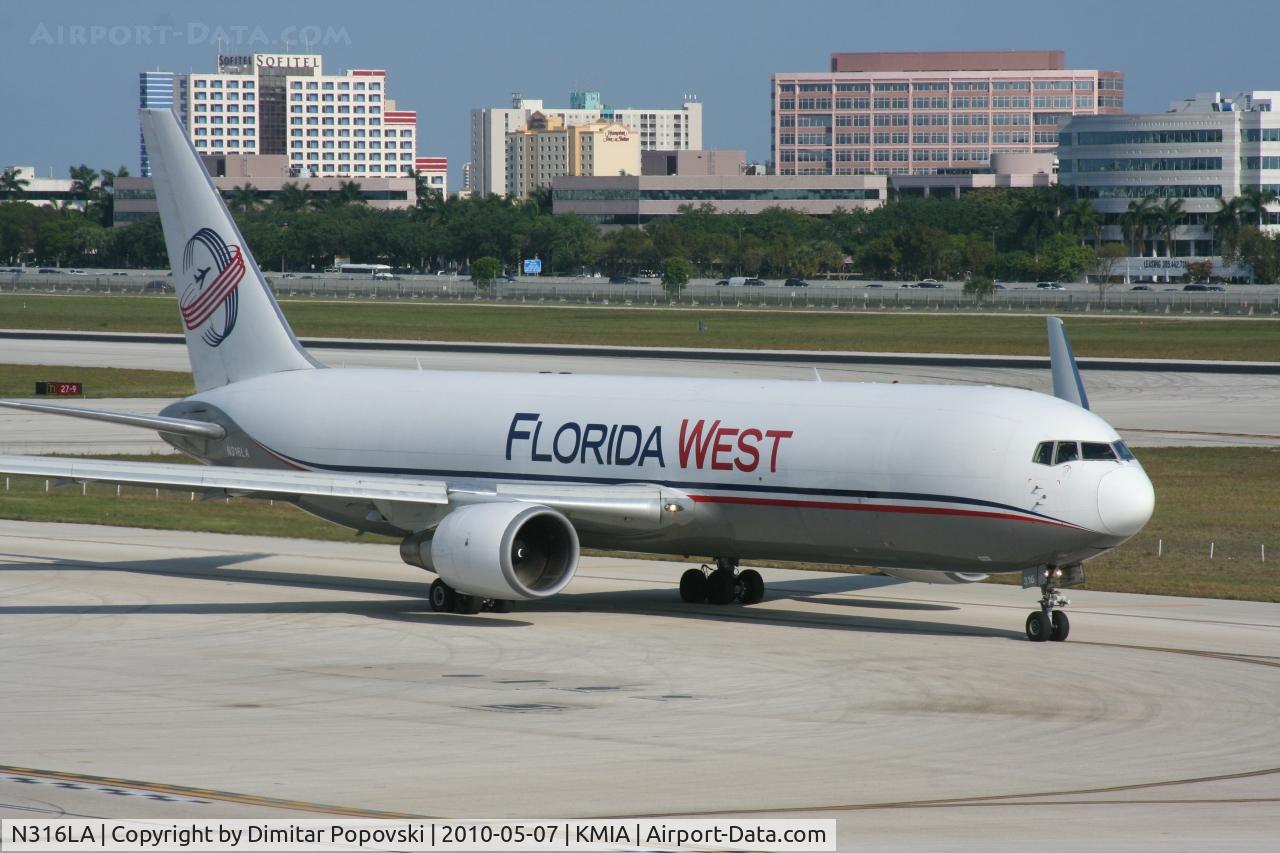 N316LA, 2001 Boeing 767-316F C/N 30842, old livery