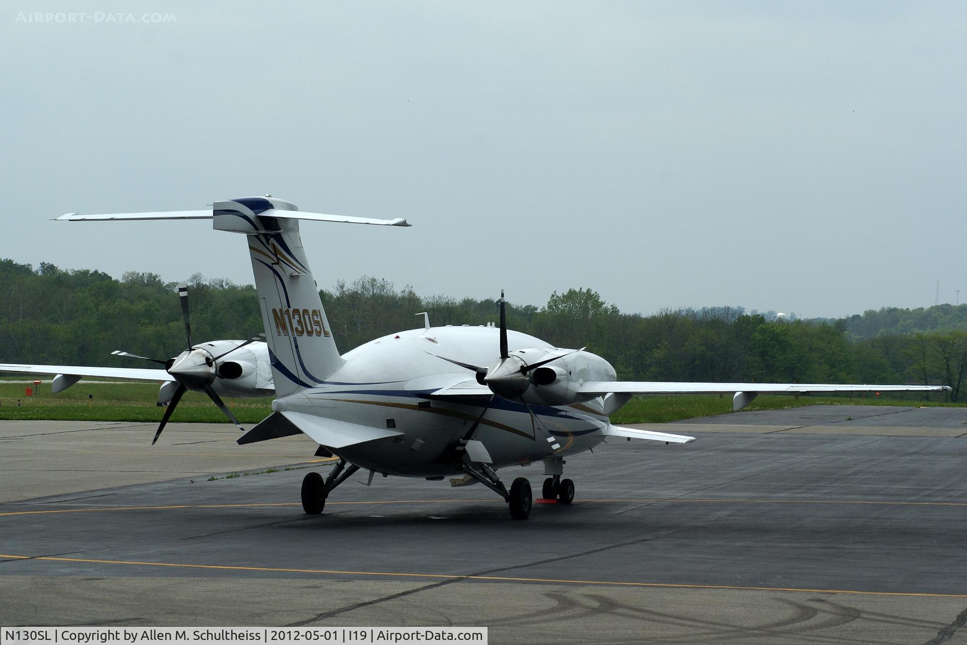 N130SL, 2004 Piaggio P-180 C/N 1084, 2004 Piaggio P180