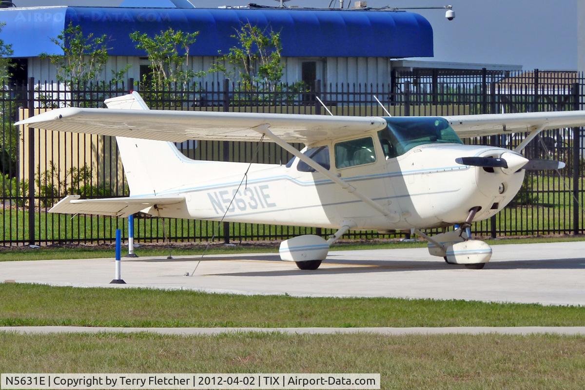 N5631E, 1978 Cessna 172N C/N 17271906, At Space Coast Regional Airport , Florida