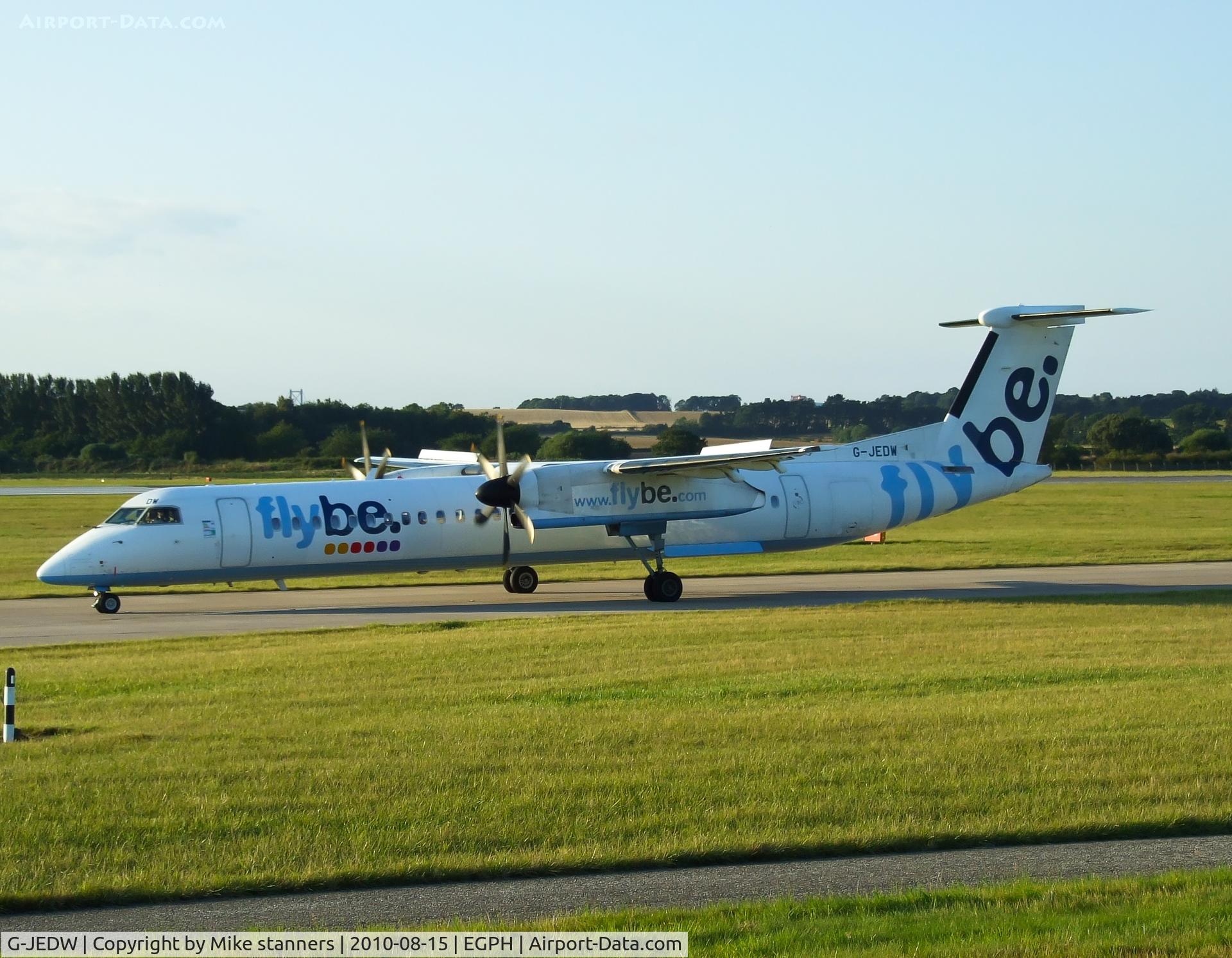 G-JEDW, 2004 De Havilland Canada DHC-8-402Q Dash 8 C/N 4093, 