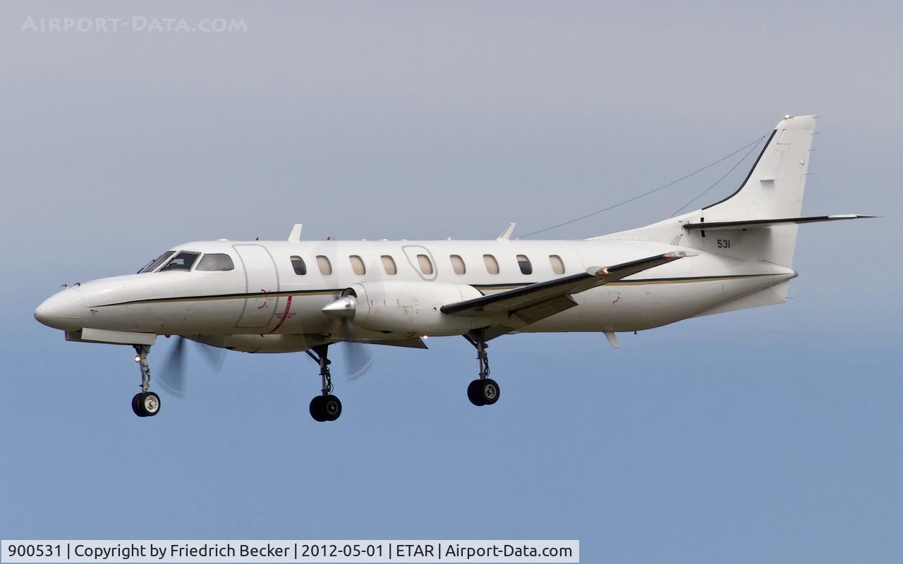 900531, 1990 Fairchild C-26D Metro III C/N DC-798M, on final RW26