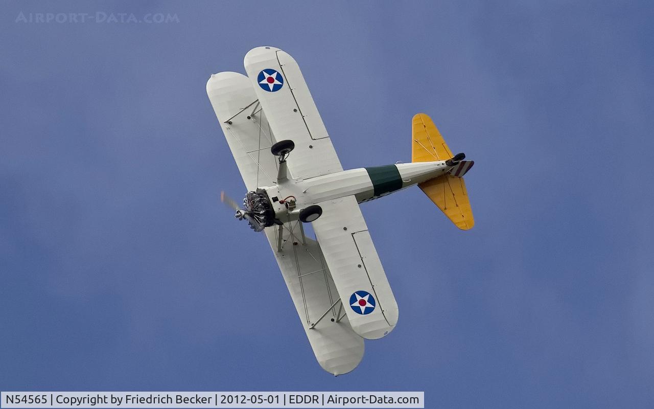 N54565, 1941 Boeing A75N1(PT17) C/N 75-1057, aerobatics at Flughafenfest 2012 at Saarbrücken IAP