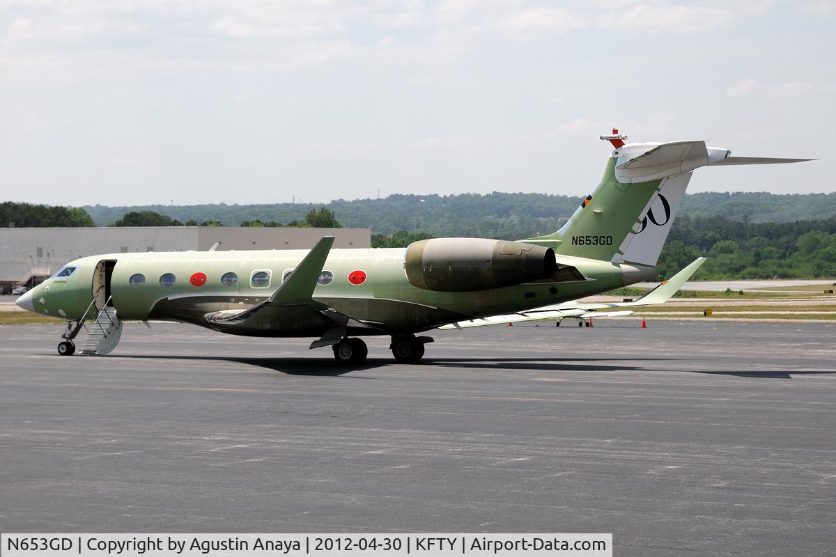 N653GD, 2010 Gulfstream Aerospace G650 (G-VI) C/N 6003, Stopped at FTY on her way to Bangor, Maine.