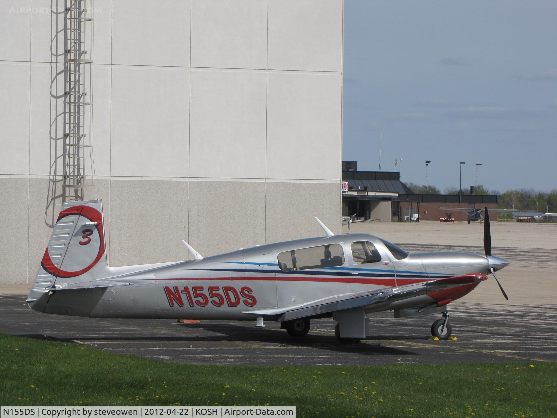 N155DS, 2006 Mooney M20R Ovation C/N 29-0444, Bsler FBO ramp