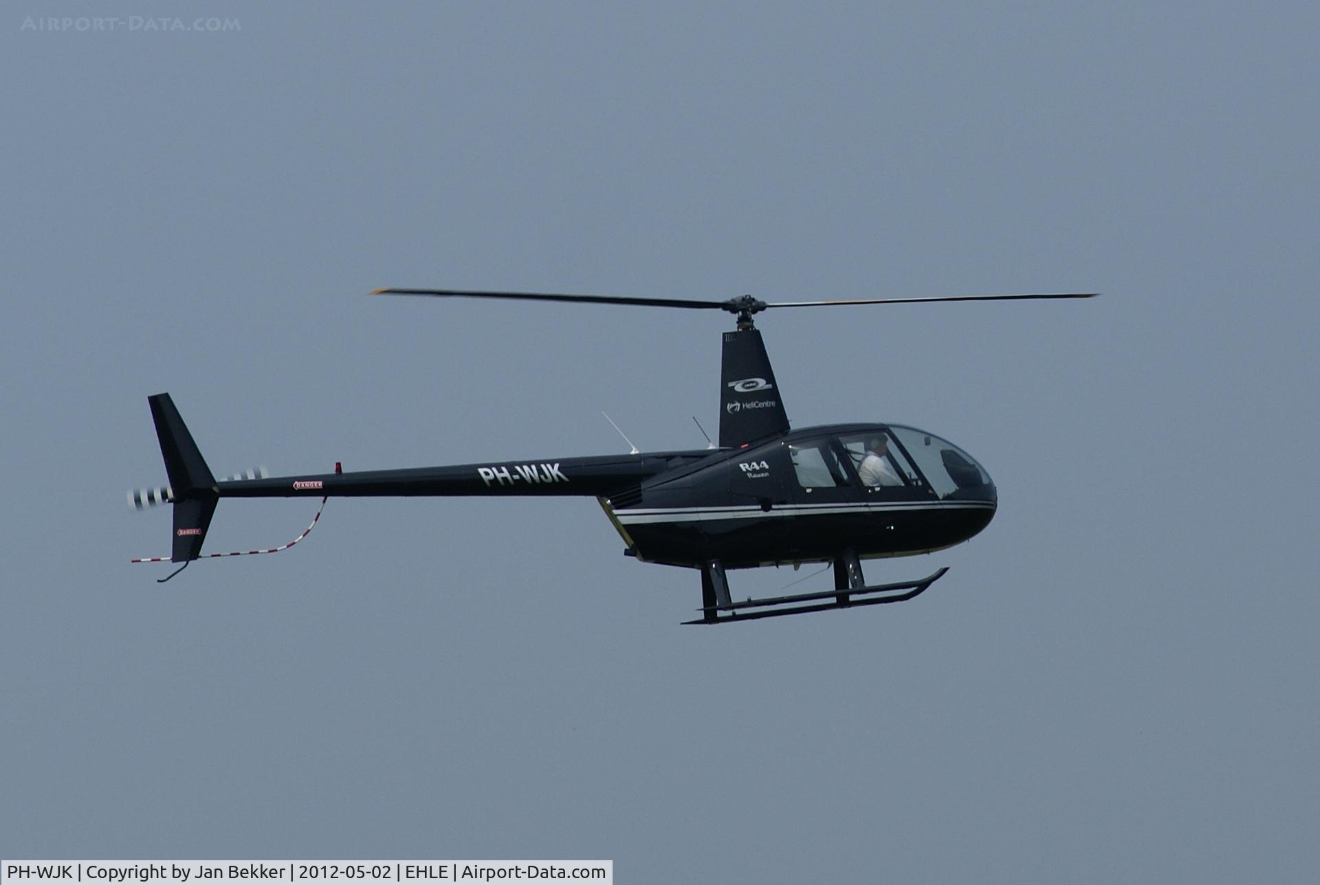 PH-WJK, Robinson R44 Raven C/N 1157, Lelystad Airport