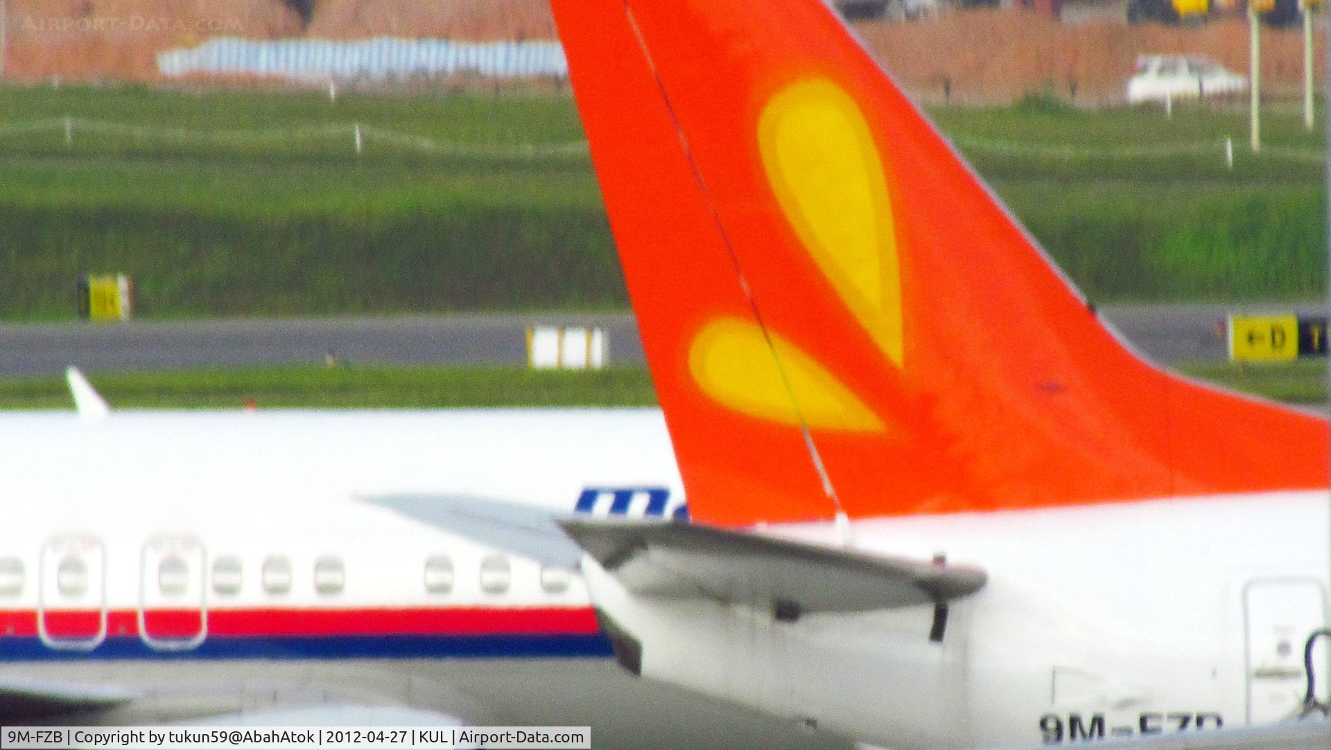 9M-FZB, 1992 Boeing 737-430 C/N 27003, Firefly
