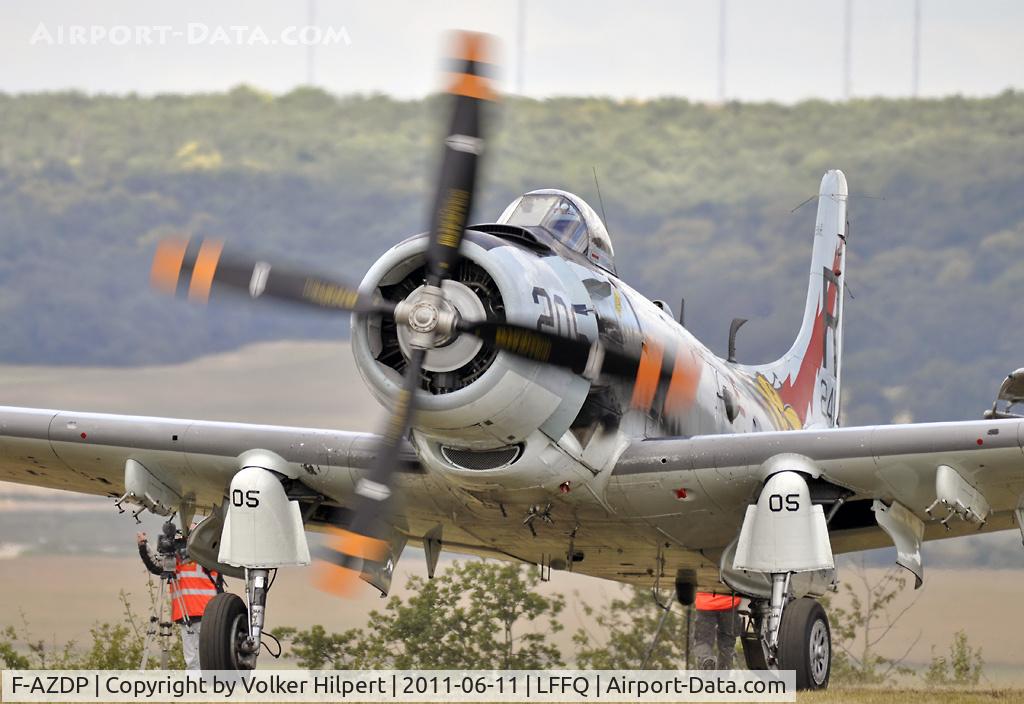 F-AZDP, Douglas AD-4N Skyraider C/N 7449, big engine