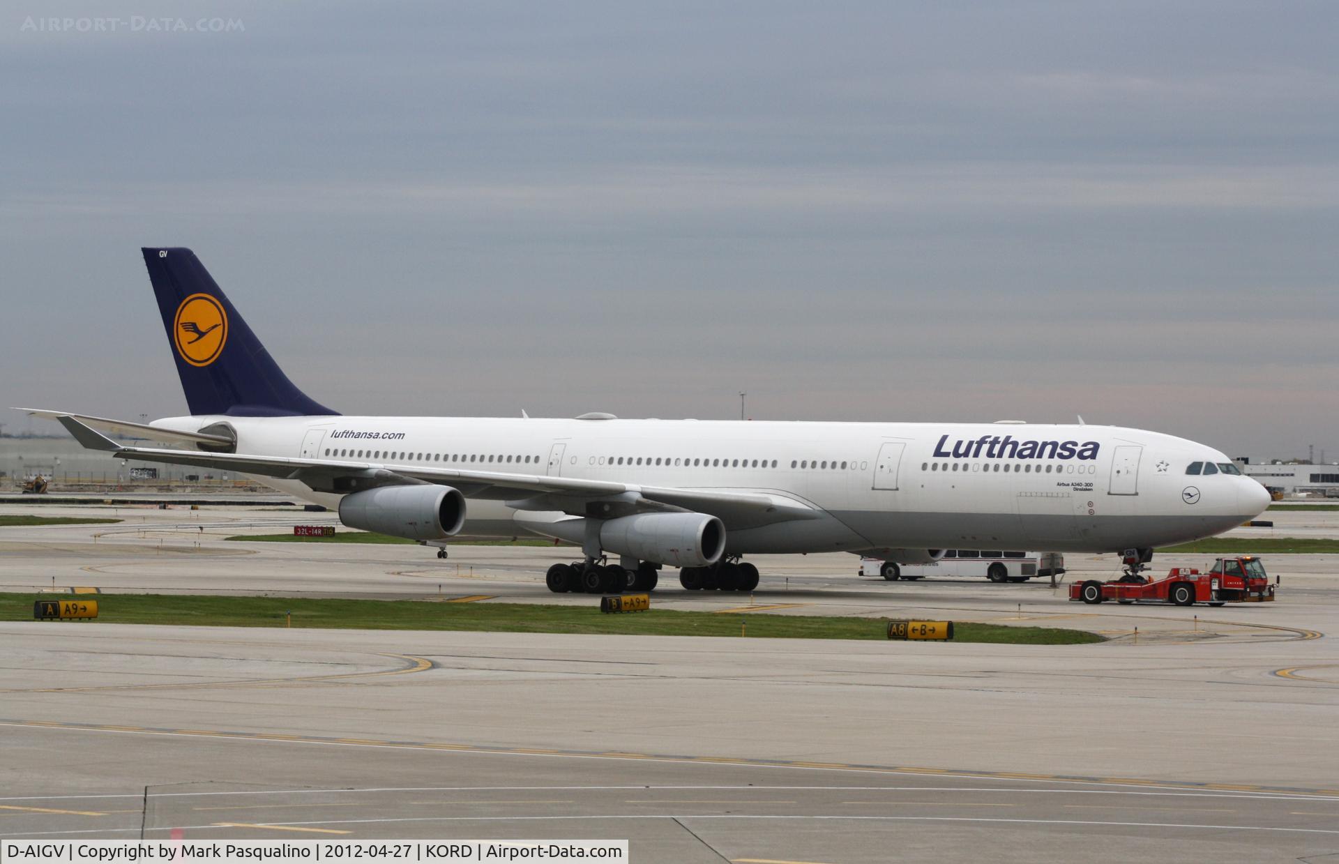 D-AIGV, 2000 Airbus A340-313X C/N 325, Airbus A340-300