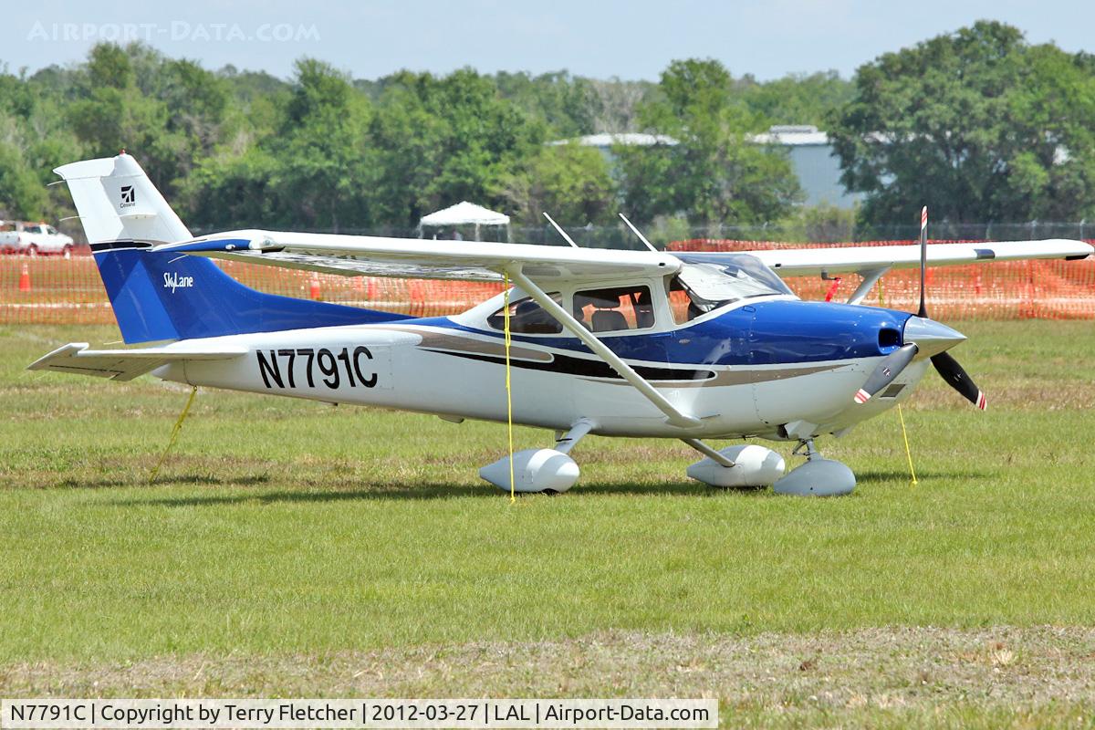 N7791C, 2004 Cessna 182T Skylane C/N 18281423, At 2012 Sun N Fun at Lakeland , Florida