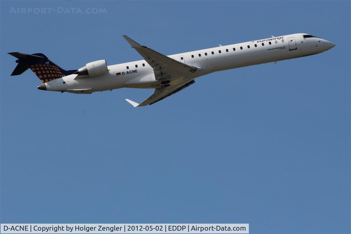 D-ACNE, 2009 Bombardier CRJ-900ER (CL-600-2D24) C/N 15241, Leaving LEJ on rwy 08L....