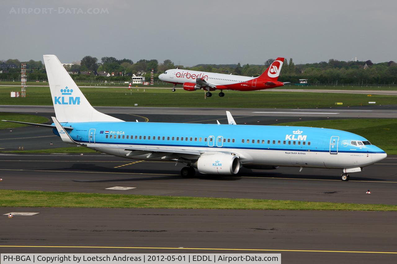 PH-BGA, 2008 Boeing 737-8K2 C/N 37593, KL1106 Stockholm Arlanda (ARN) to Amsterdam Schiphol (AMS), after diverting to DUS for ferry to AMS