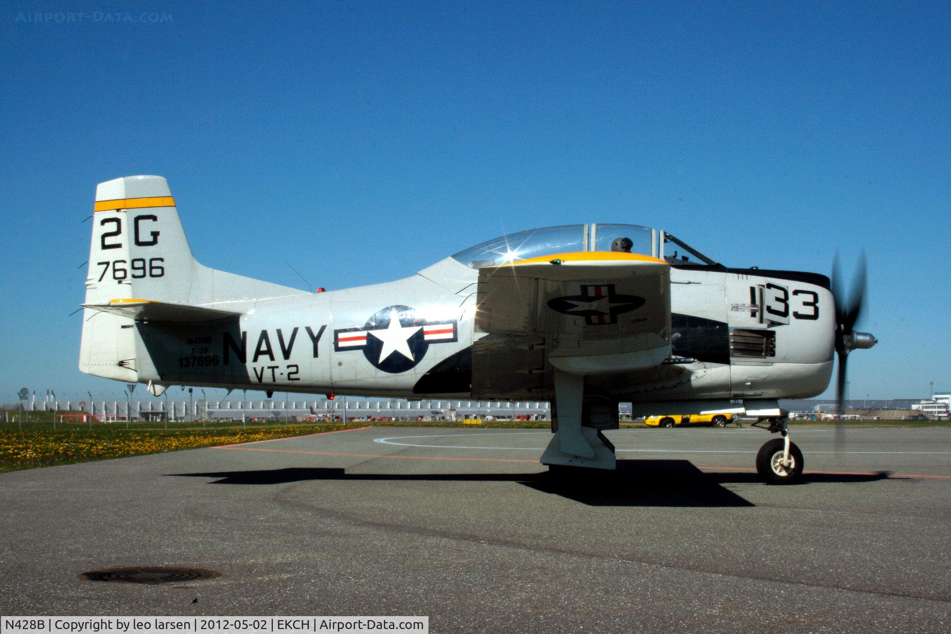 N428B, 1993 North American T-28B Trojan C/N 200-59 (137696), Copenhagen Kastrup 2.5.12