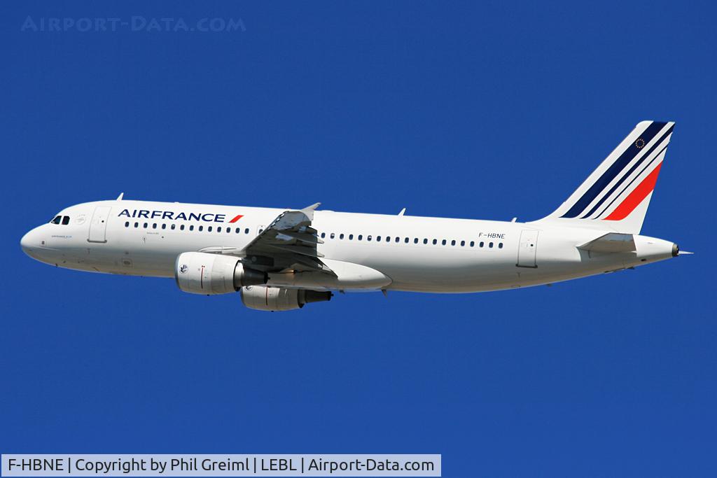 F-HBNE, 2011 Airbus A320-214 C/N 4664, Taken at BCN