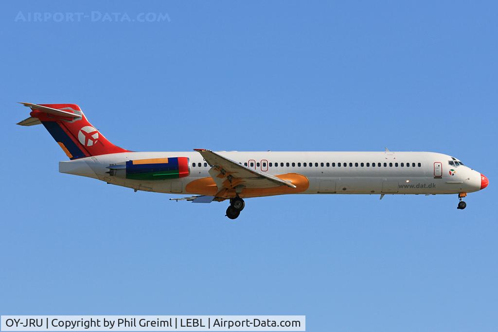 OY-JRU, 1987 McDonnell Douglas MD-87 (DC-9-87) C/N 49403, Taken at BCN