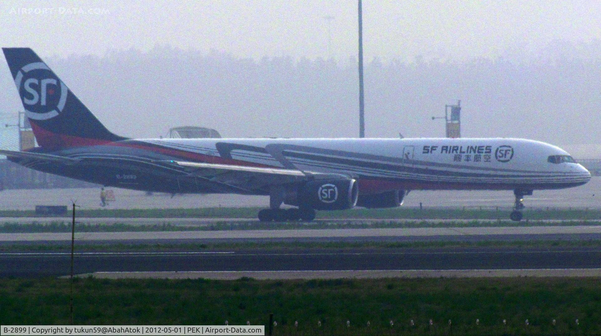 B-2899, 1989 Boeing 757-21B C/N 24401, SF Airlines