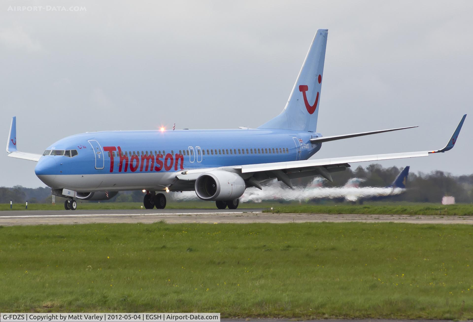 G-FDZS, 2009 Boeing 737-8K5 C/N 35147, Arriving at EGSH.