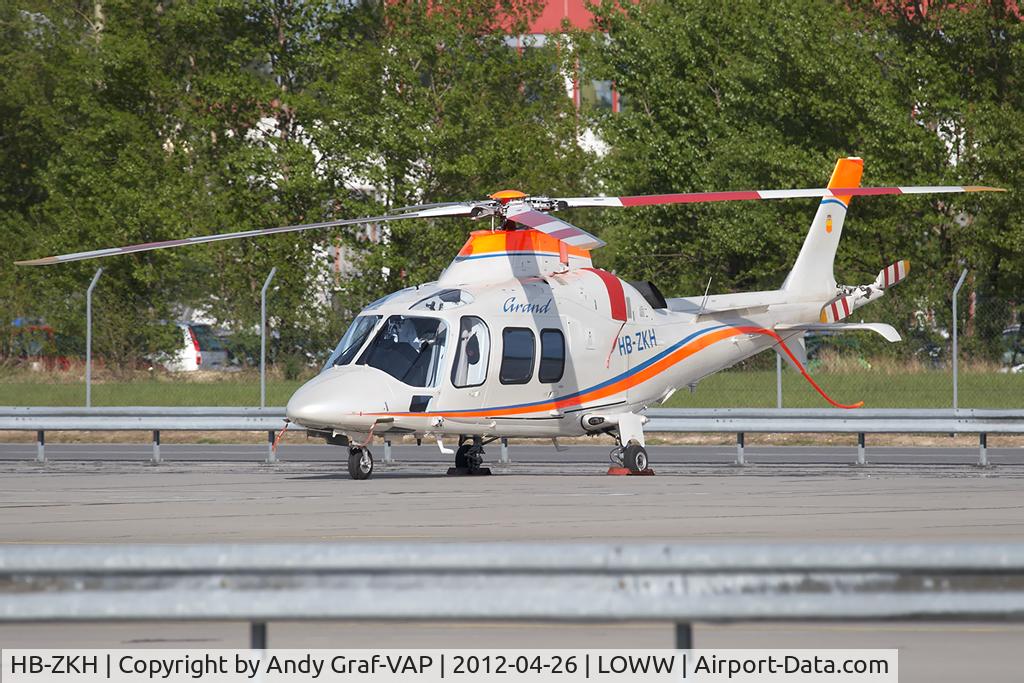HB-ZKH, 2009 Agusta A-109S Grand C/N 22114, Agusta A109