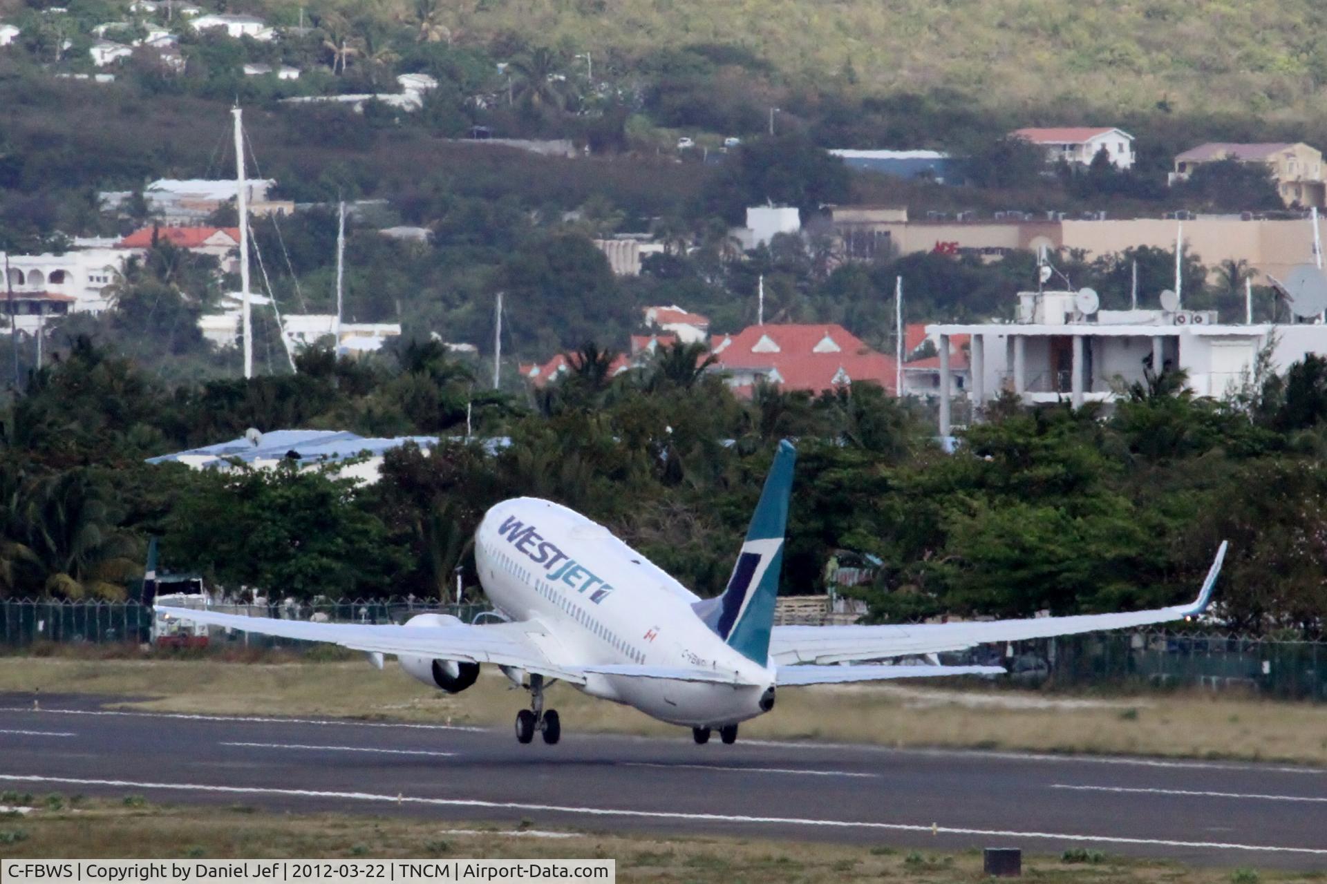 C-FBWS, 2009 Boeing 737-7CT C/N 37008, C-fbws