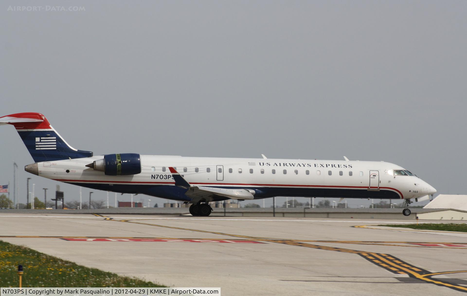 N703PS, 2004 Bombardier CRJ-701 (CL-600-2C10) Regional Jet C/N 10137, CL-600-2C10