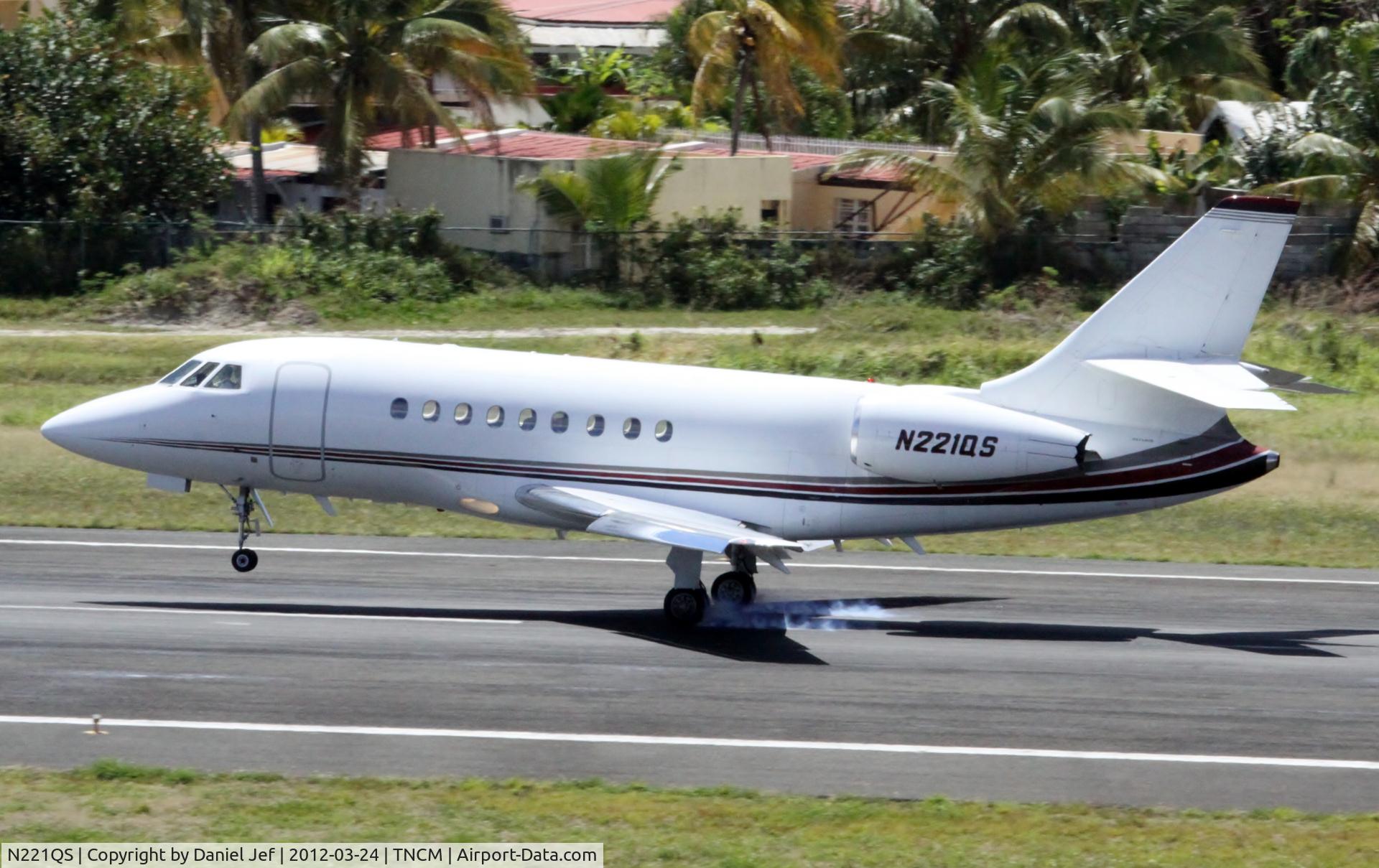N221QS, 2004 Dassault Falcon 2000EX C/N 54, N221QS