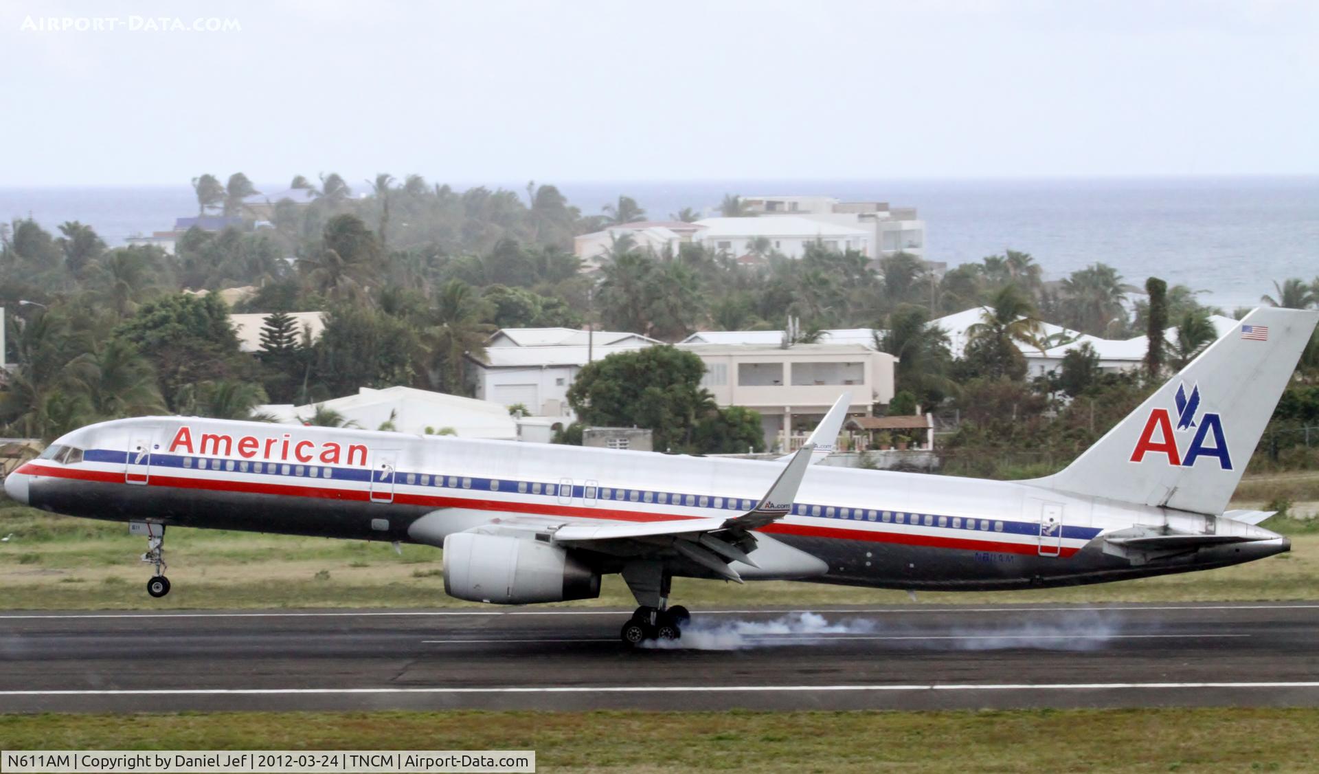 N611AM, 1989 Boeing 757-223 C/N 24487, N611AM