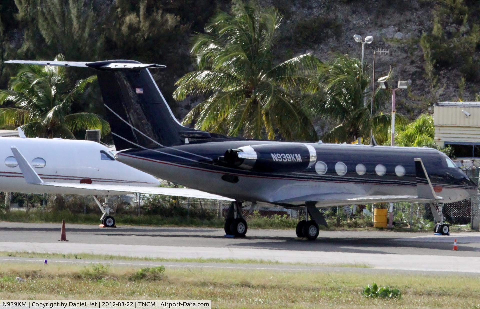 N939KM, 1986 Gulfstream Aerospace G-1159A Gulfstream III C/N 492, n939KM