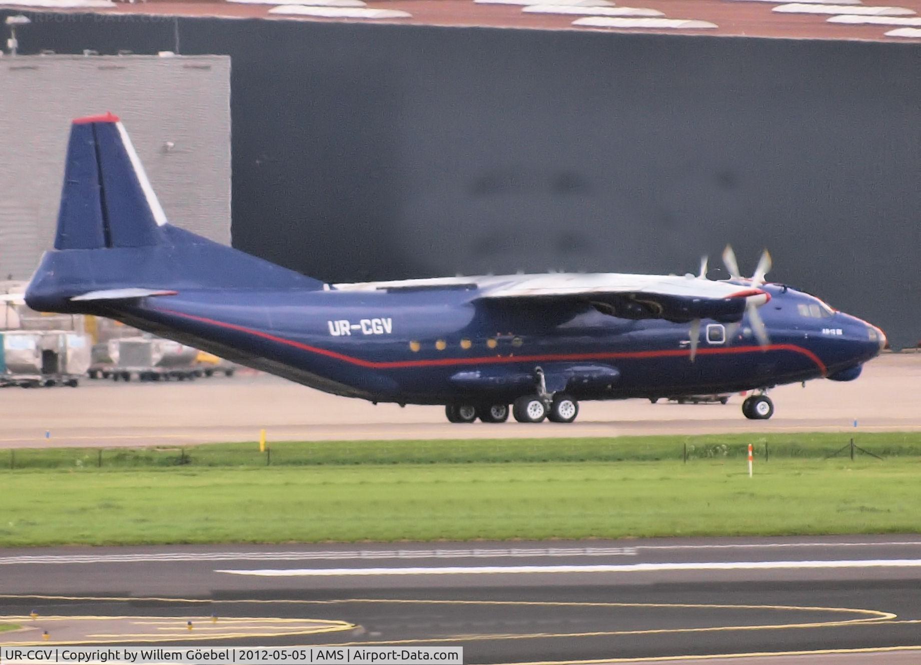 UR-CGV, 1966 Antonov An-12BP C/N 6344610, Taxi to the runway of Schiphol Airport