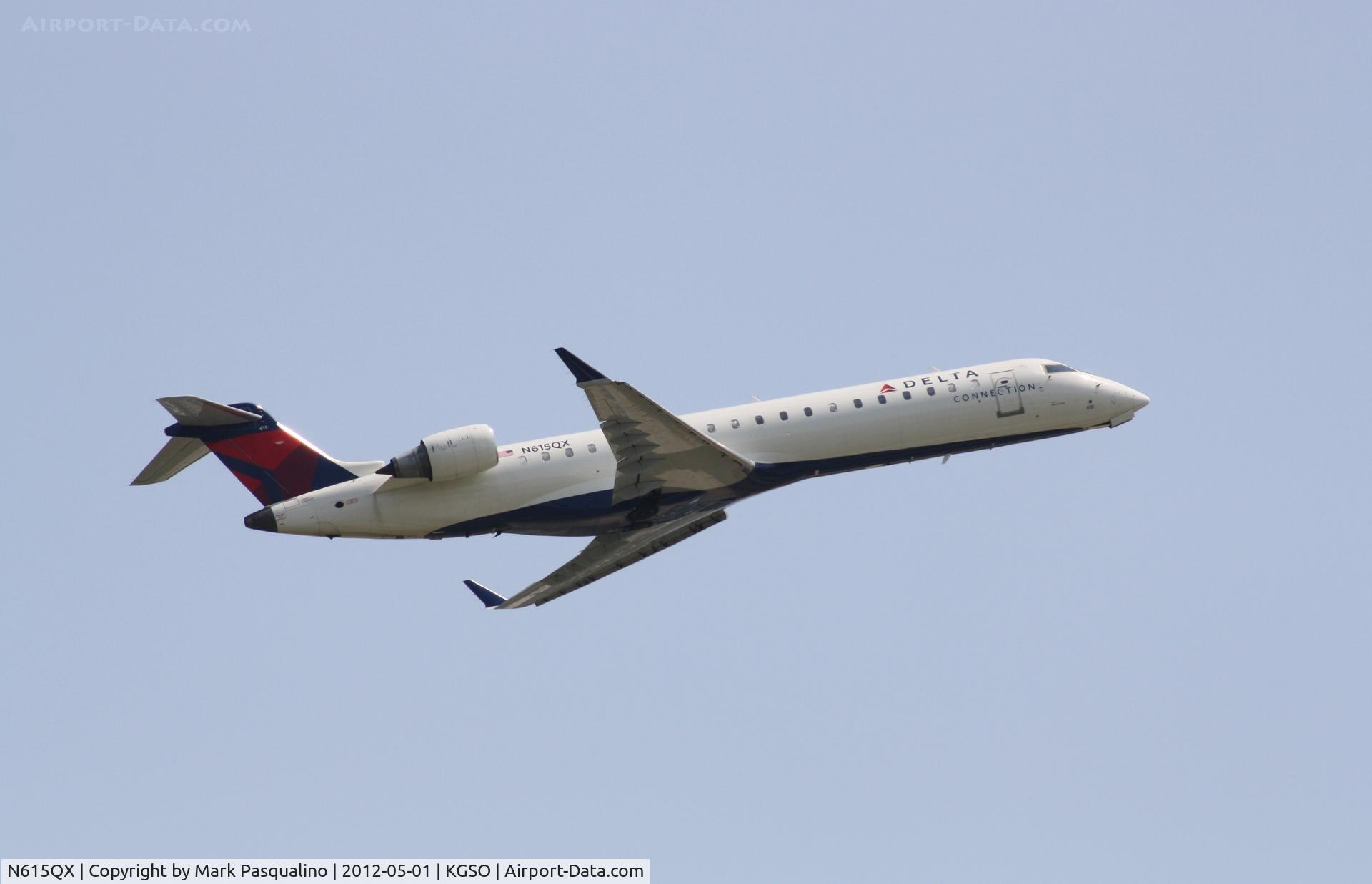 N615QX, 2002 Bombardier CRJ-701 (CL-600-2C10) Regional Jet C/N 10065, CL-600-2C10