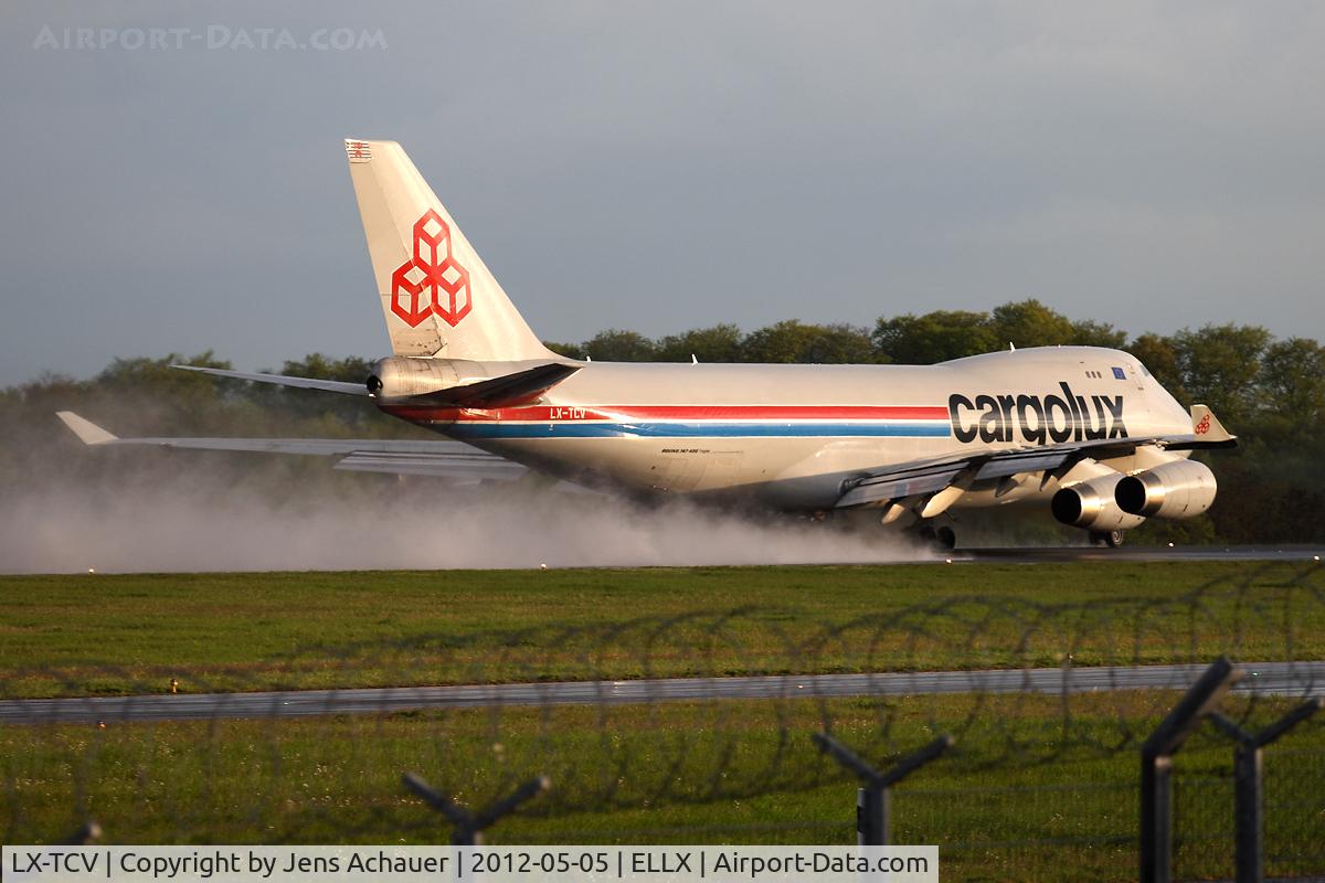 LX-TCV, 2002 Boeing 747-4R7F/SCD C/N 30401, Take off rwy 24