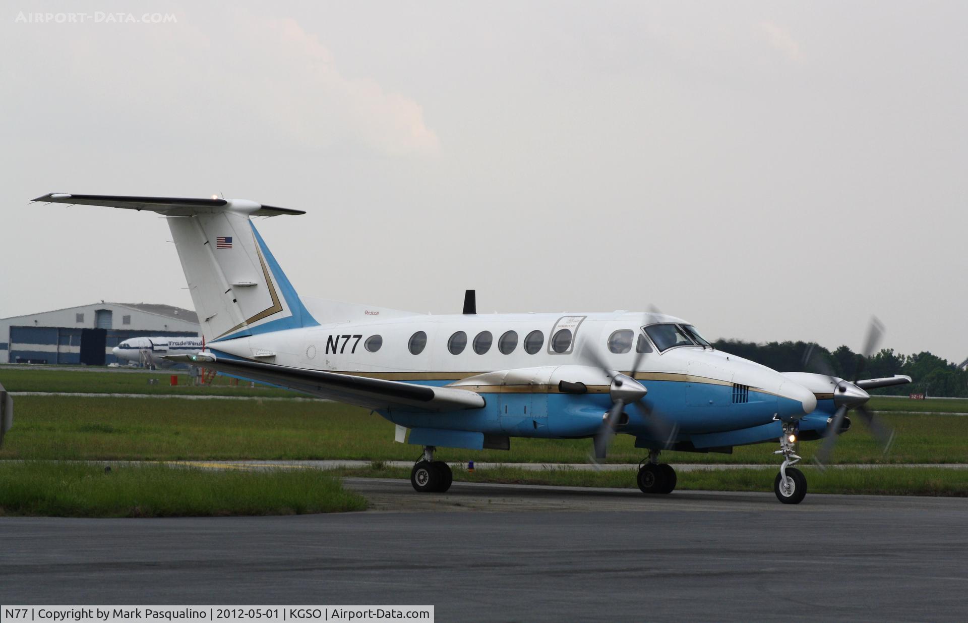N77, 1988 Beech 300 C/N FF-12, Beech 300