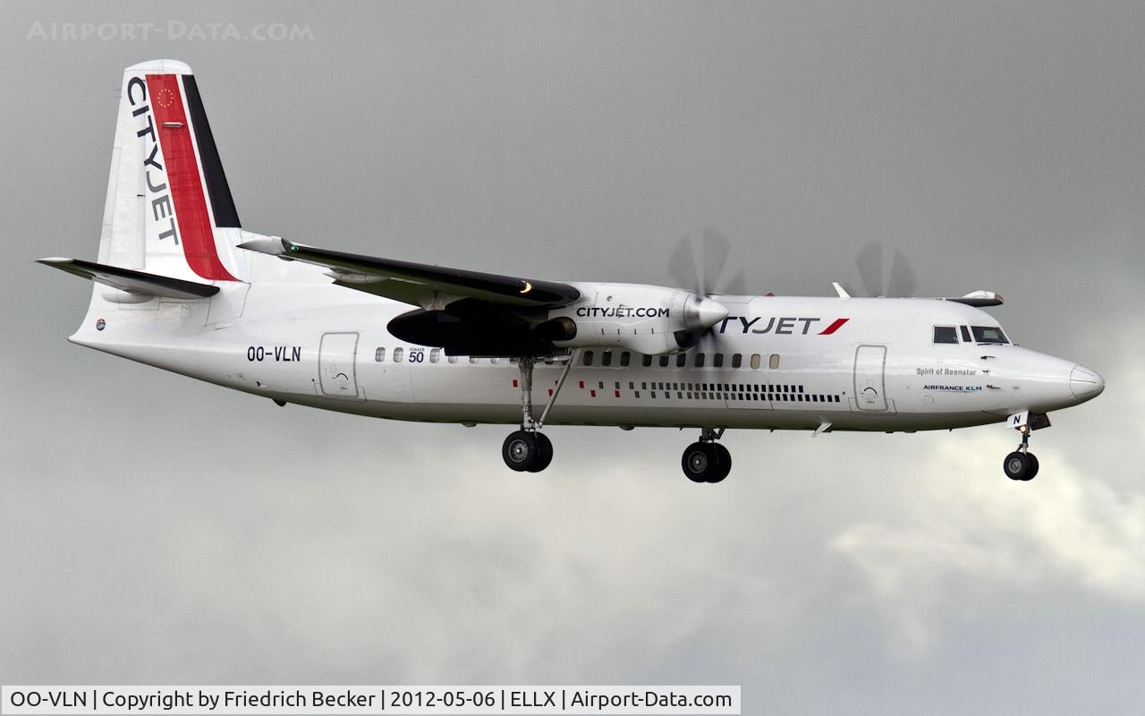 OO-VLN, 1989 Fokker 50 C/N 20145, on final RW24