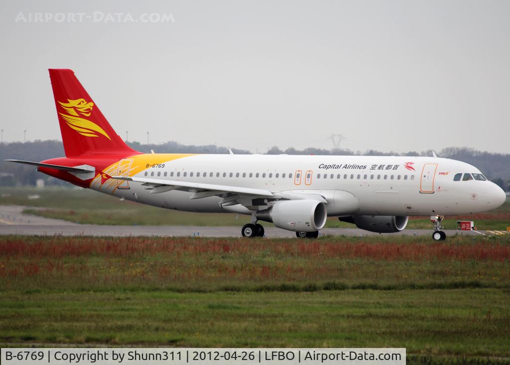 B-6769, 2012 Airbus A320-214 C/N 5114, Delivery day...