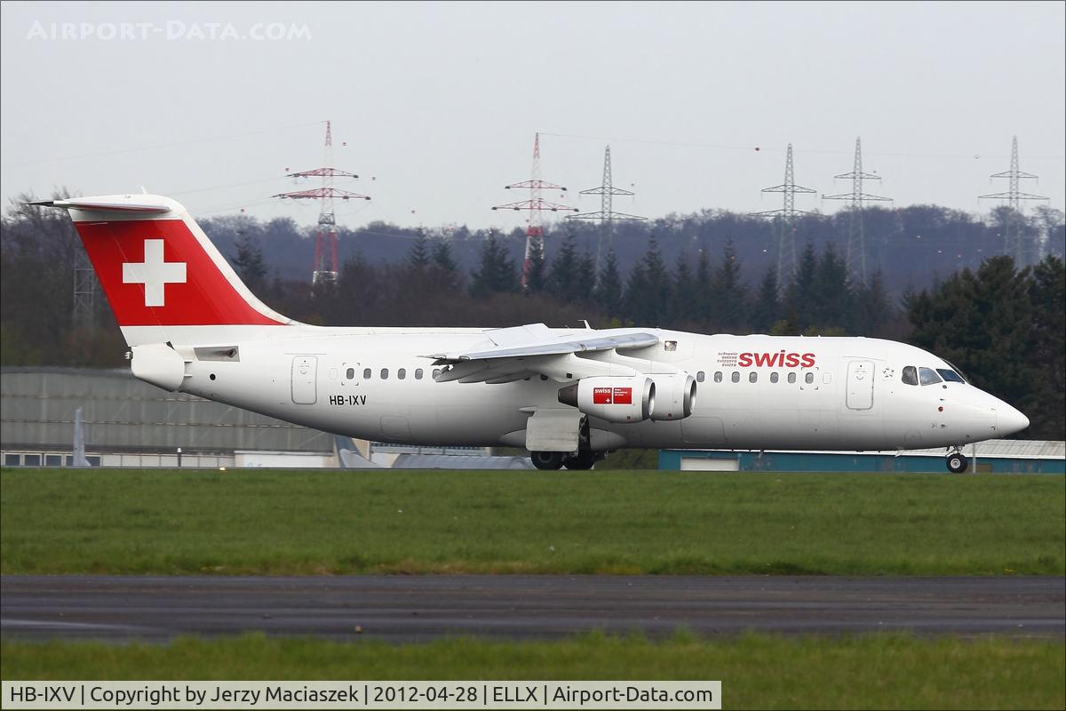 HB-IXV, 1995 British Aerospace Avro 146-RJ100 C/N E3274, Avro 146 RJ-100