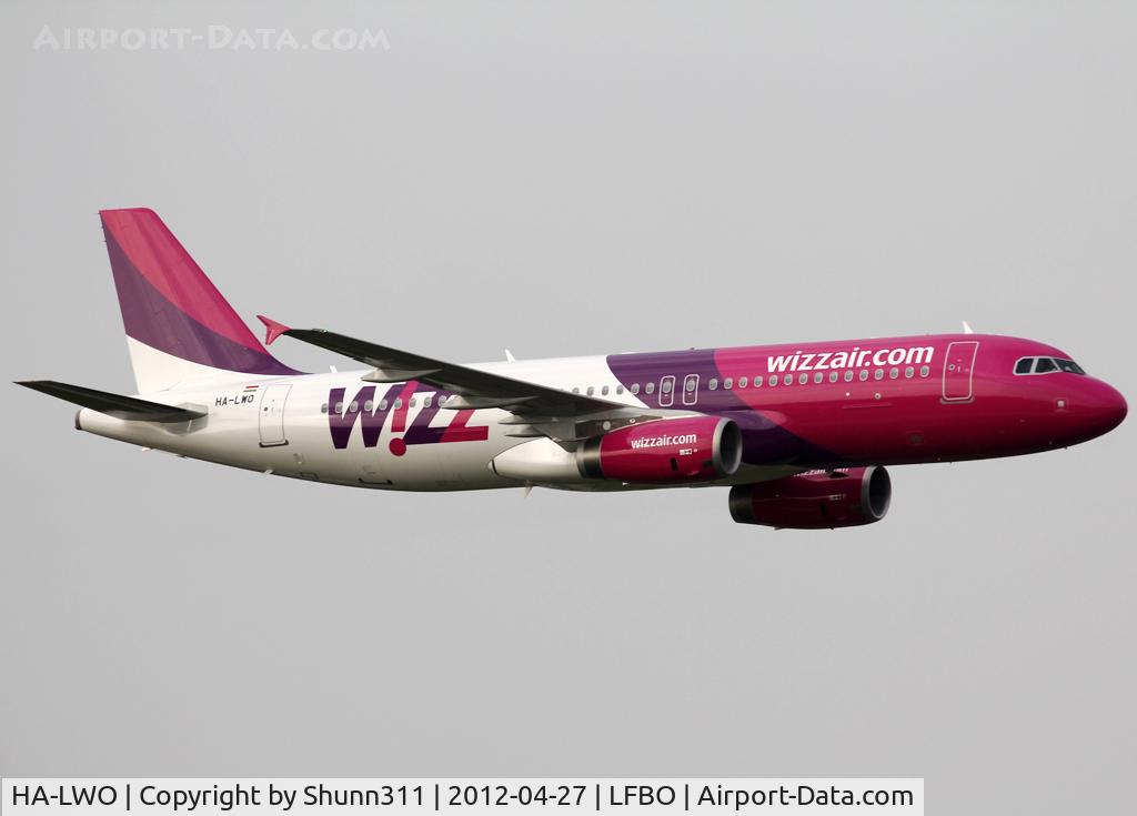 HA-LWO, 2012 Airbus A320-232 C/N 5123, Delivery day with a beautiful low pass :)
