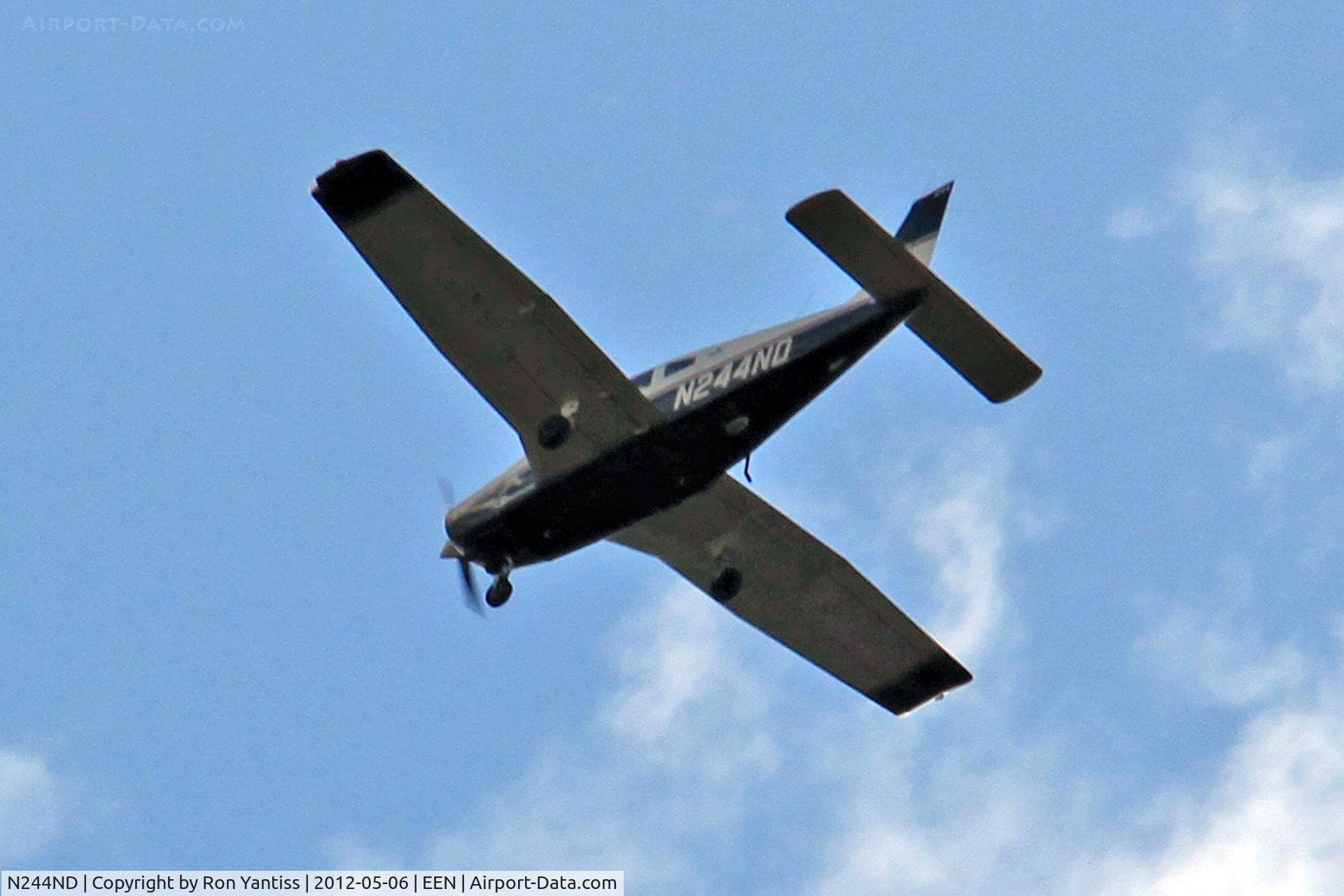 N244ND, 1999 Piper PA-28-161 C/N 2842054, Turning base for runway 02, Dillant-Hopkins Airport Keene, NH