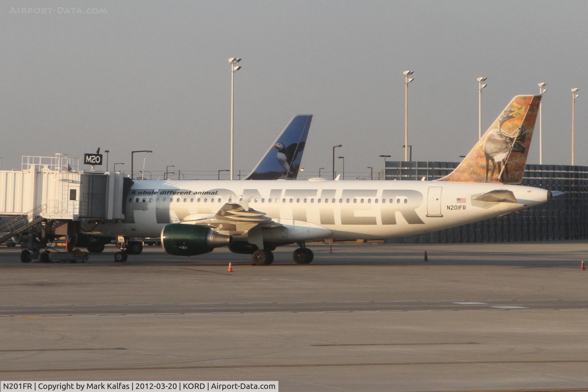N201FR, 2008 Airbus A320-214 C/N 3389, Frontier Airlines, Airbus A320-214, N201FR at gate M20 KORD.