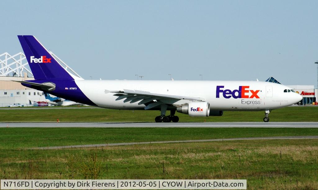 N716FD, 1986 Airbus A300B4-622 C/N 358, Heading for the Fedex terminal at Macdonld-Cartier Airport.