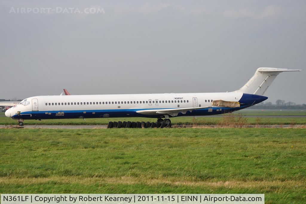 N361LF, 1988 McDonnell Douglas MD-83 (DC-9-83) C/N 49823, Parked for parts