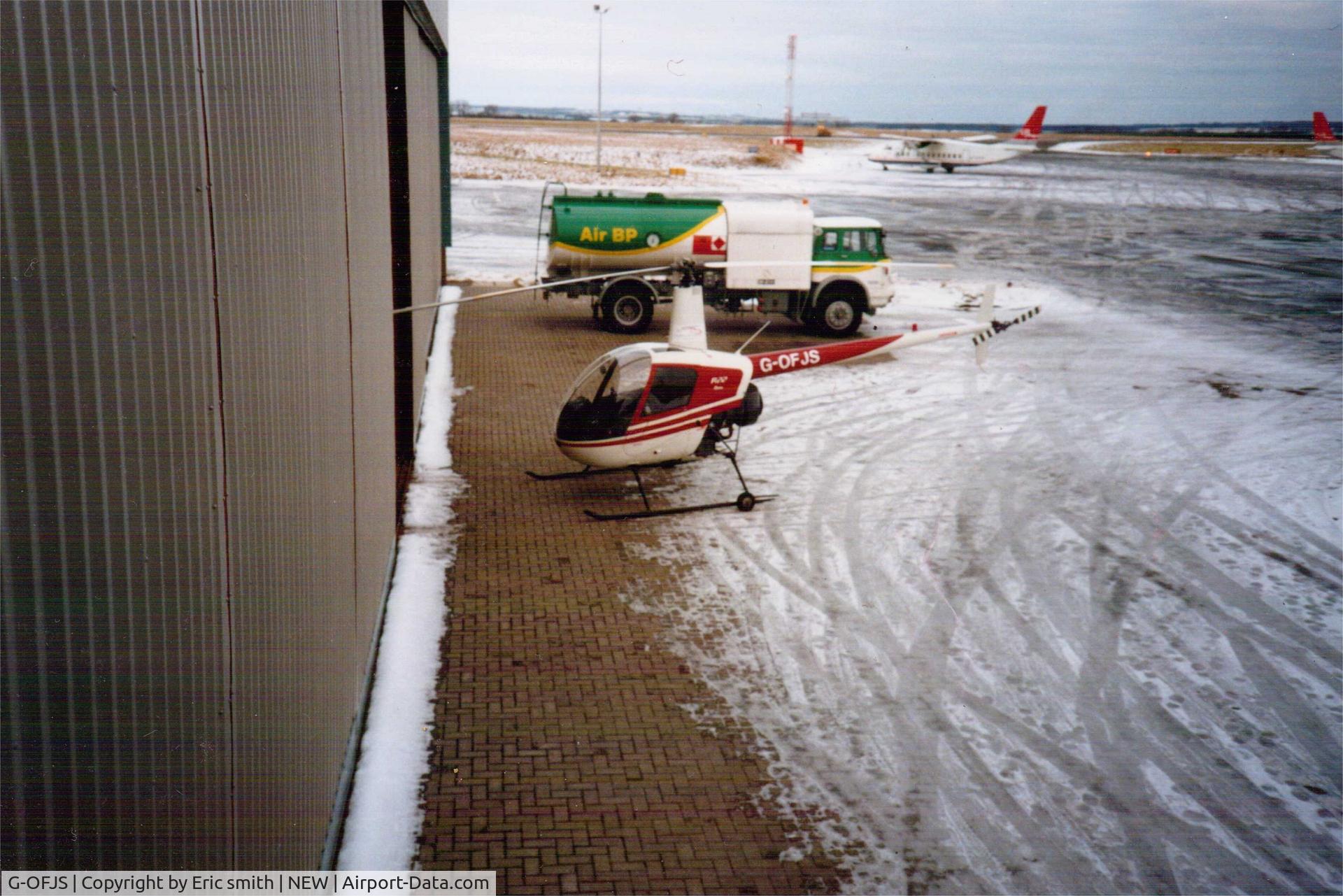 G-OFJS, 1987 Robinson R22 Beta C/N 0699, newcastle northeast england
