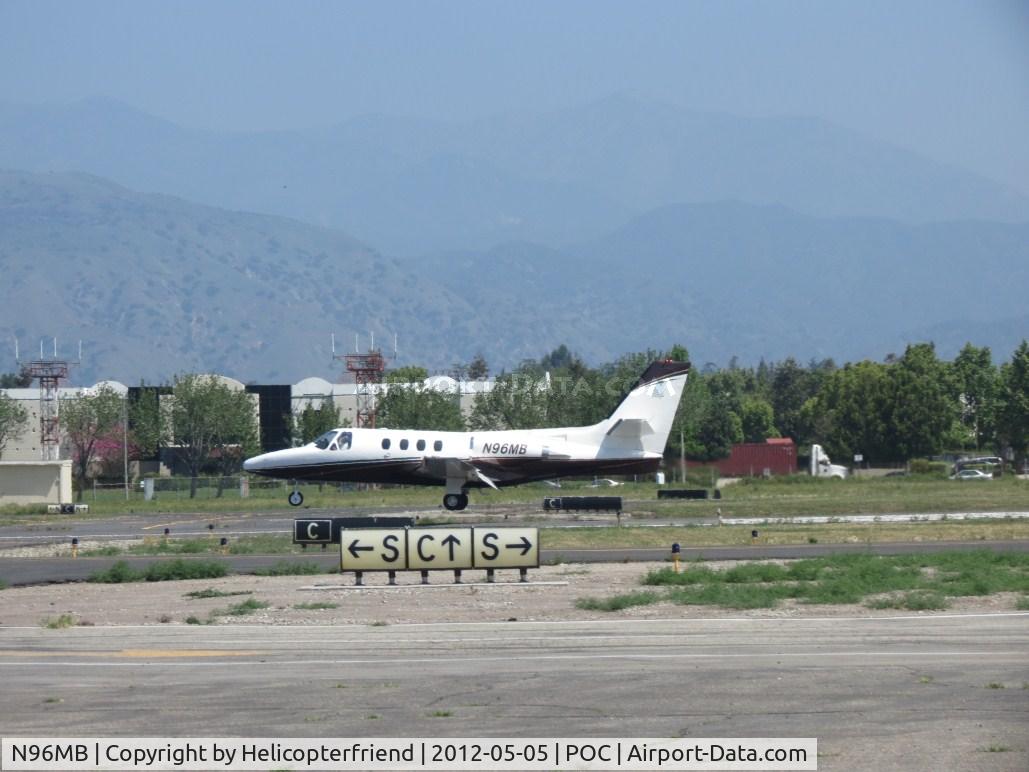 N96MB, 1980 Cessna 501 Citation I/SP C/N 5010161, Touching down on 26L and beginning the rollout