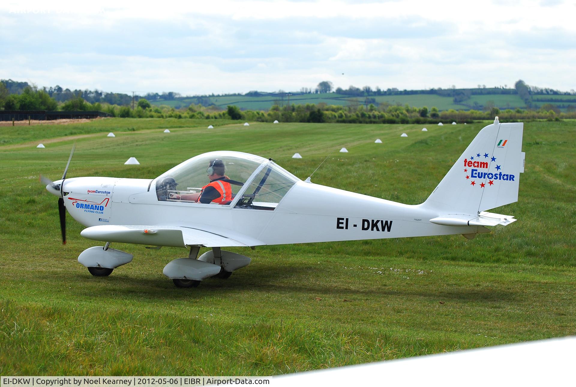 EI-DKW, Aerotechnik EV-97 Eurostar C/N 2005-2513, Birr Fly-in May 2012